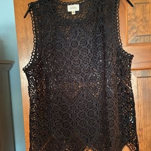 Deletta black crotched top, size large